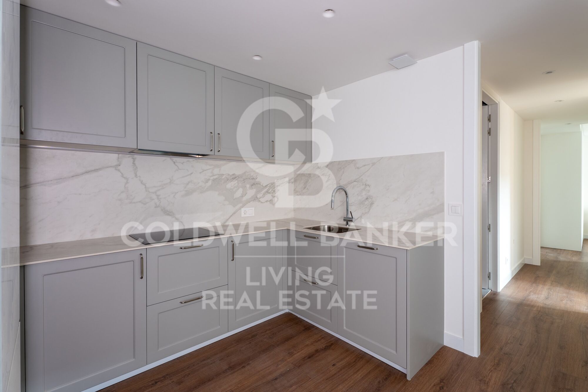 Flat 2 Bedrooms Sale Madrid