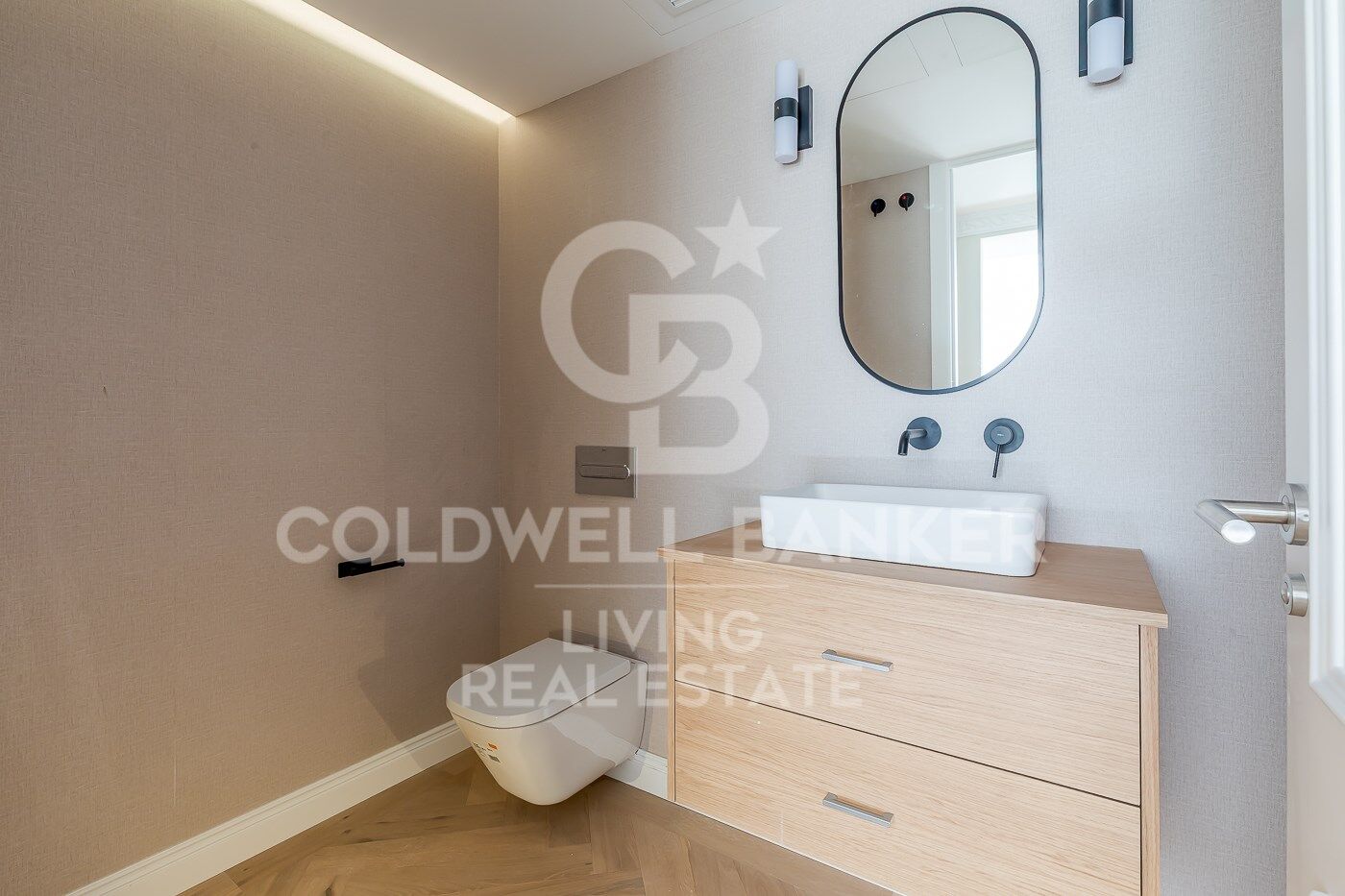 Flat 3 Bedrooms Sale Madrid