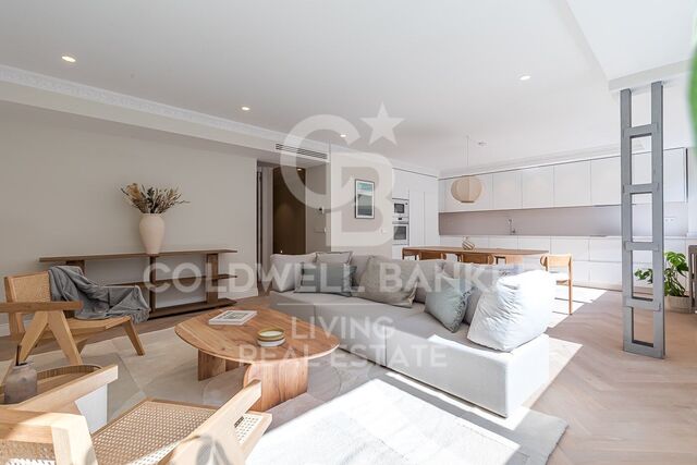 Flat 3 Bedrooms Sale Madrid