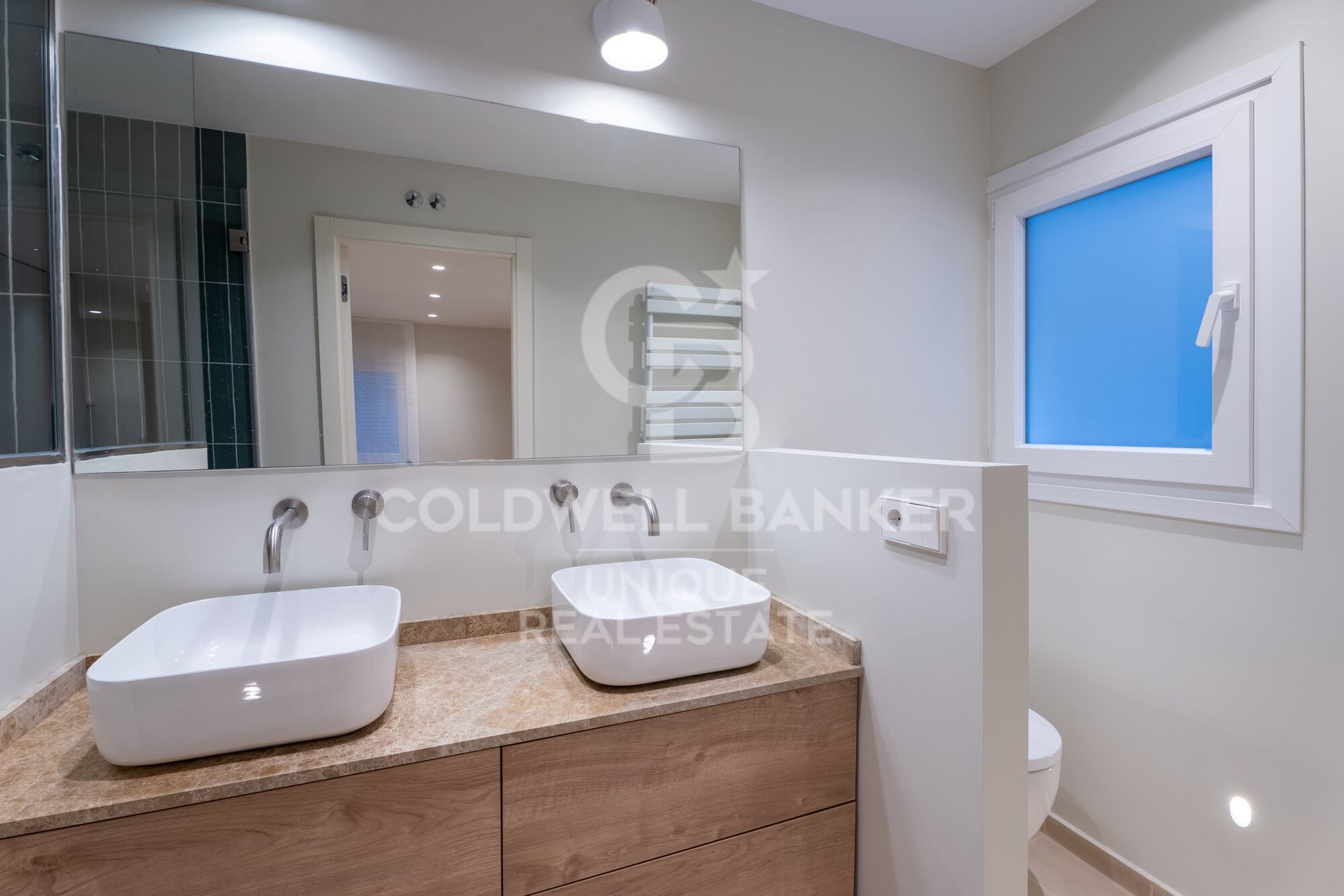 Renovierte Außenwohnung mit Garage und Abstellraum in Castellana, Madrid