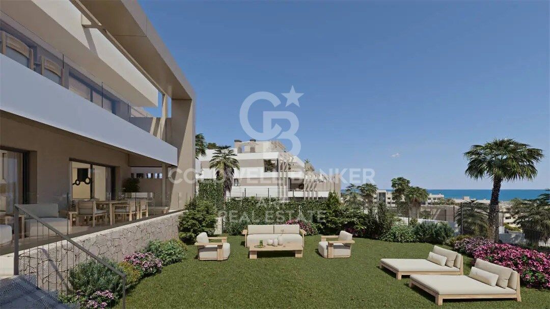 New construction apartments with sea views in Estepona