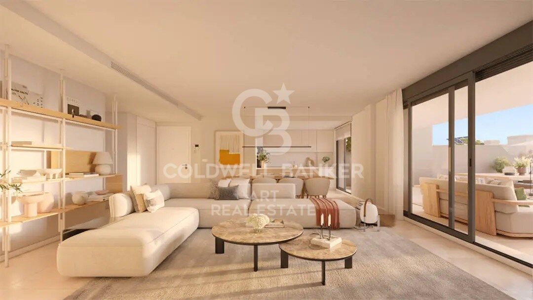 New construction apartments with sea views in Estepona