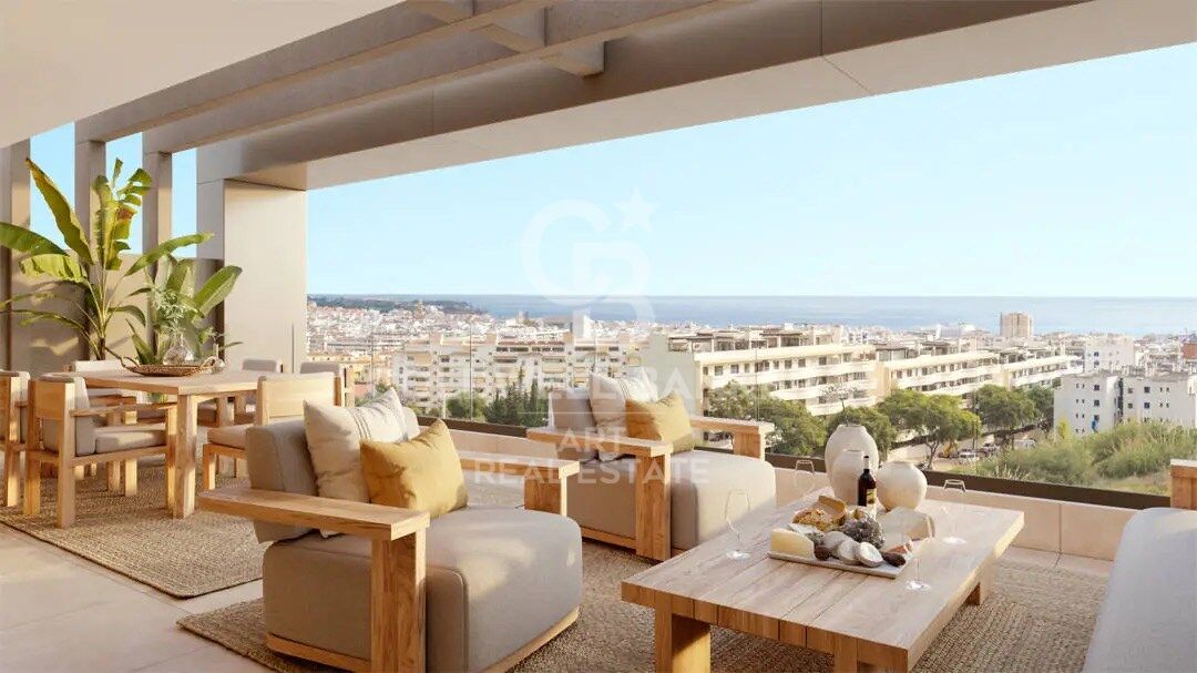 New construction apartments with sea views in Estepona