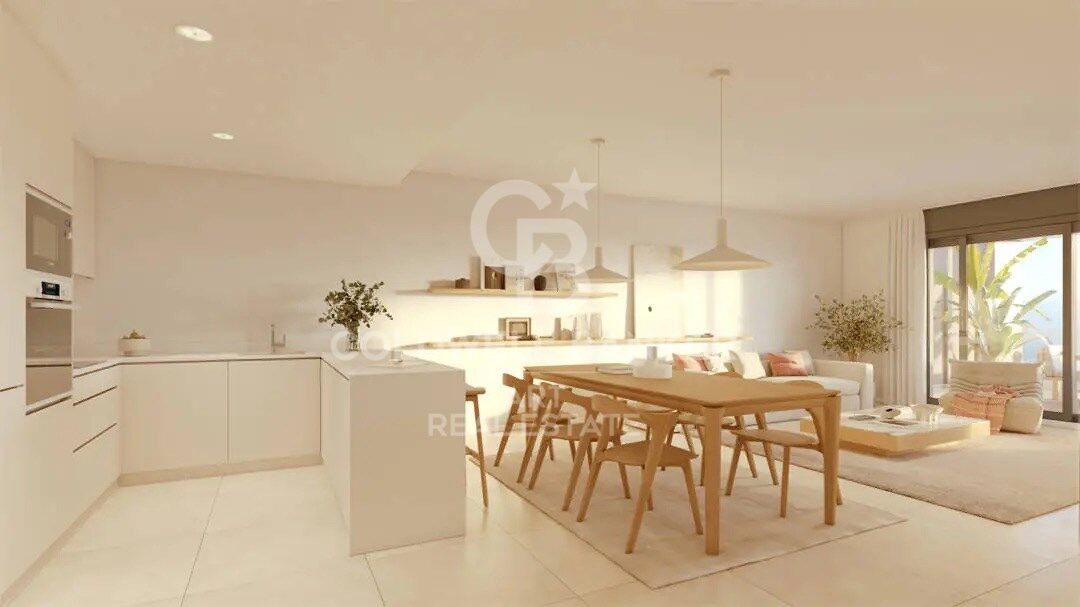 New construction apartments with sea views in Estepona