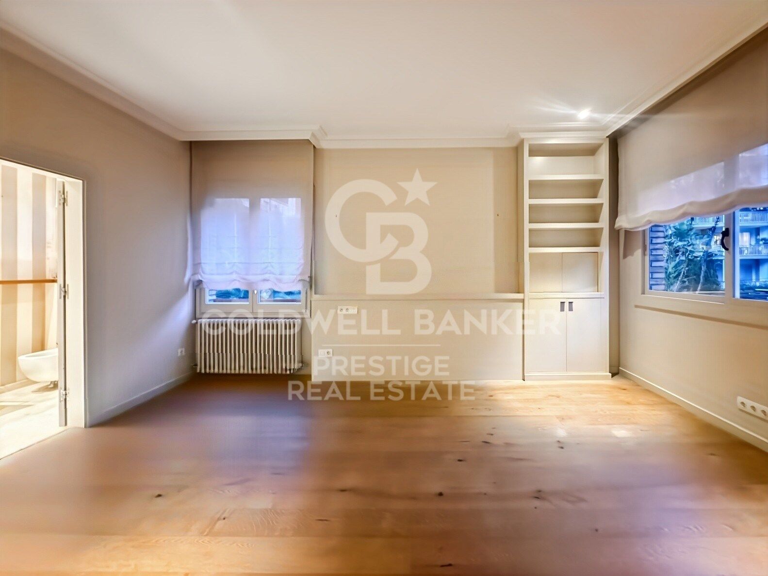 Appartement à louer à Tres Torres avec parking et piscine communautaire, Barcelone