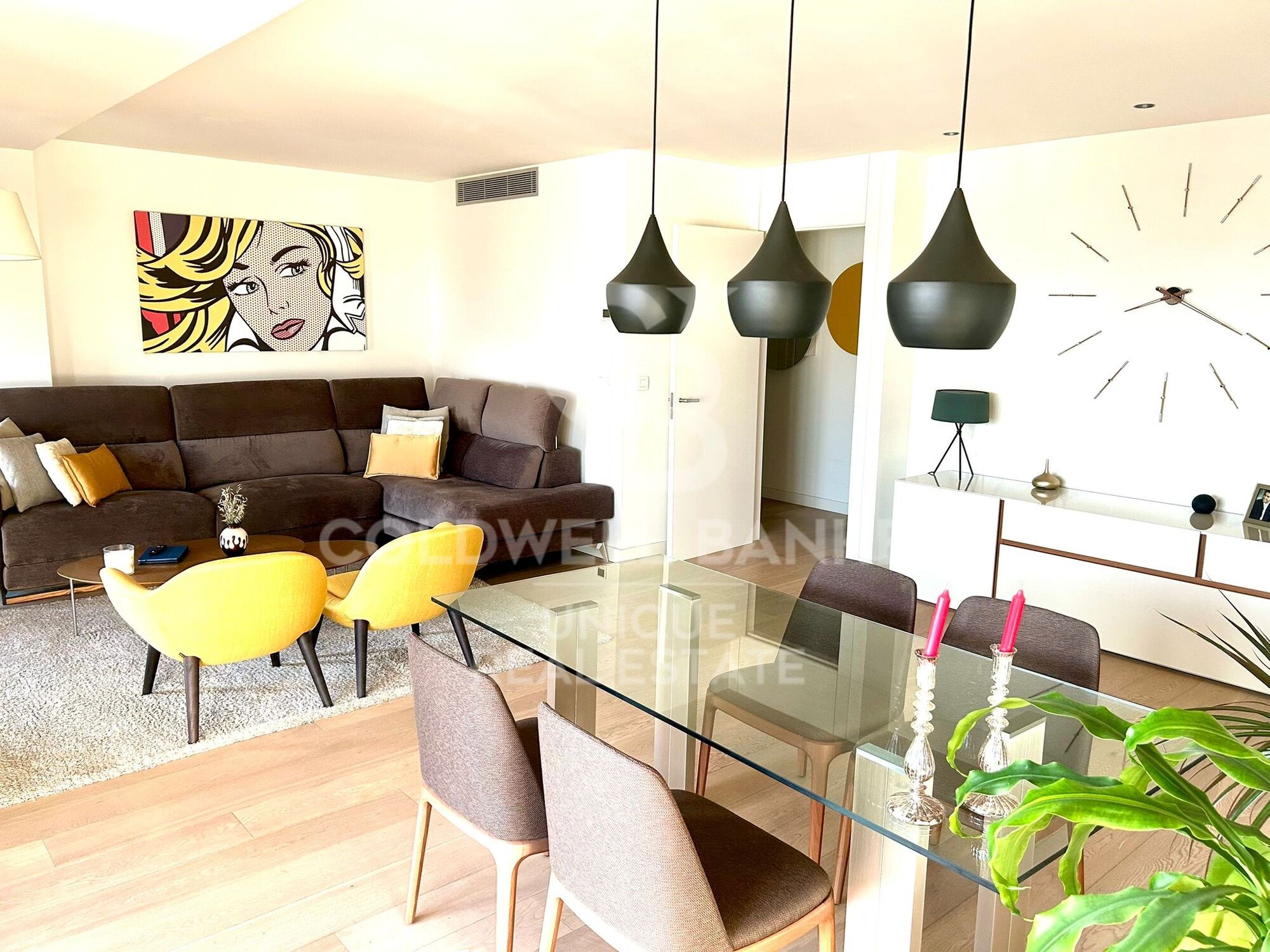 Duplex penthouse with terrace, pool, garage and storage room in Chamberí, Madrid