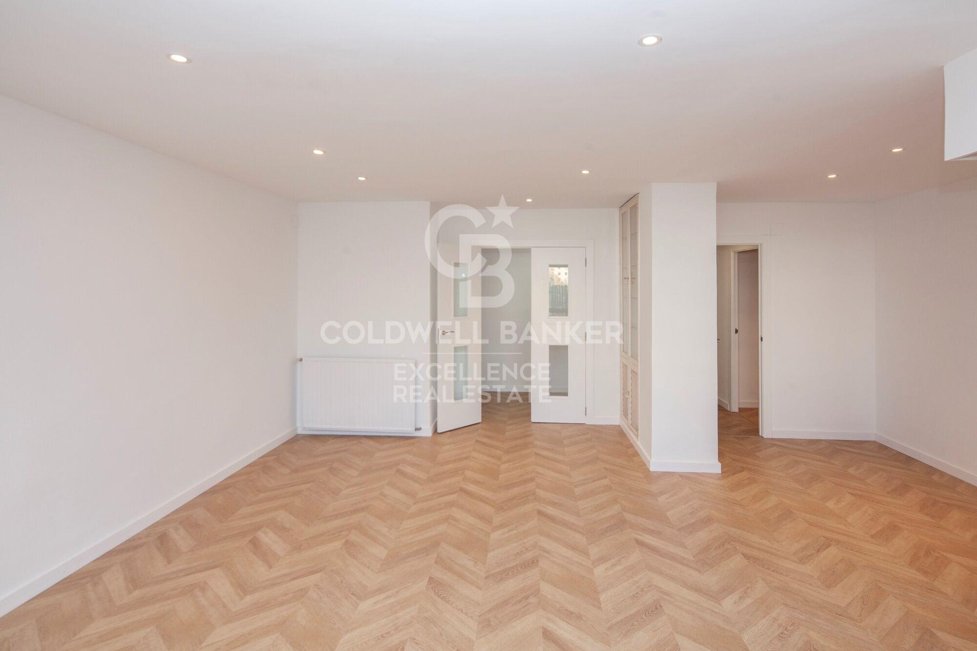 Spacious brand-new apartment with garage and views of the Turia in La Petxina