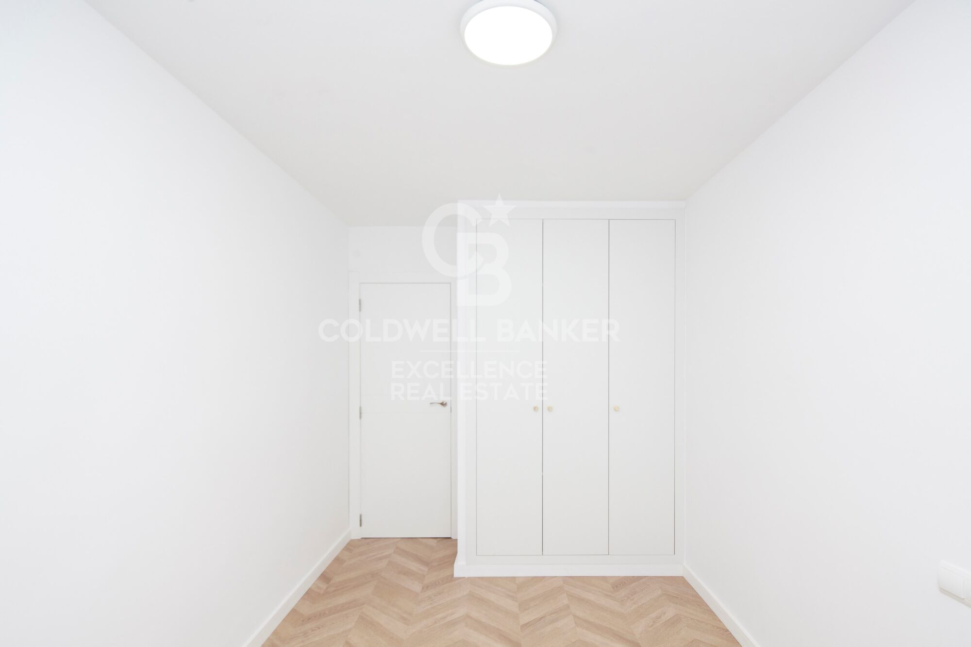 Spacious brand-new apartment with garage and views of the Turia in La Petxina