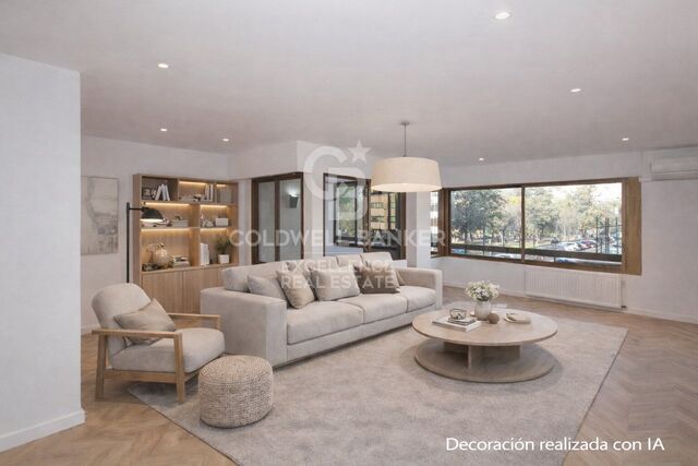 Amplio piso recién reformado de 171 m² en el corazón de la Petxina