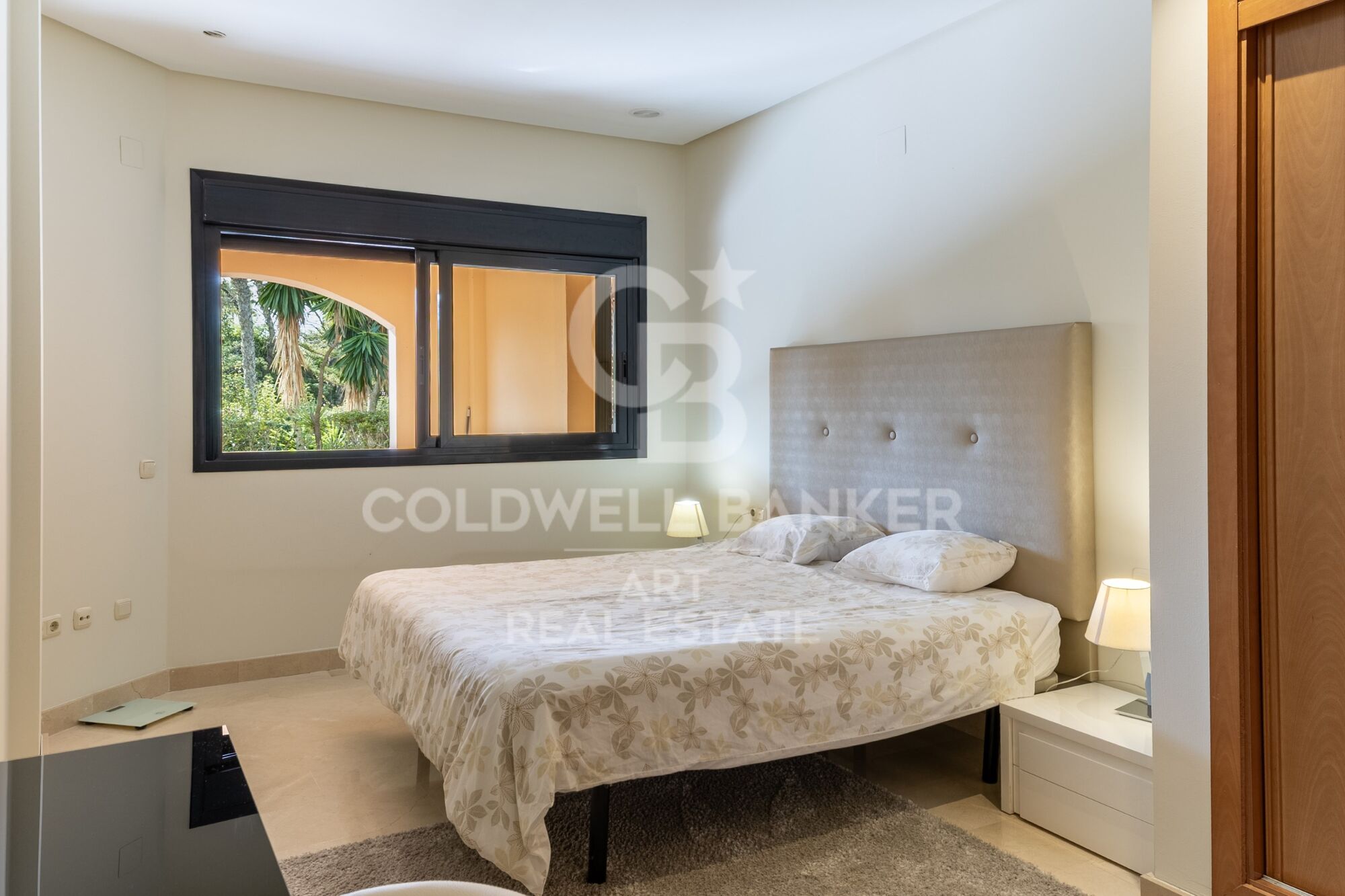 Garden Apartment in a Prestigious Beachside Community