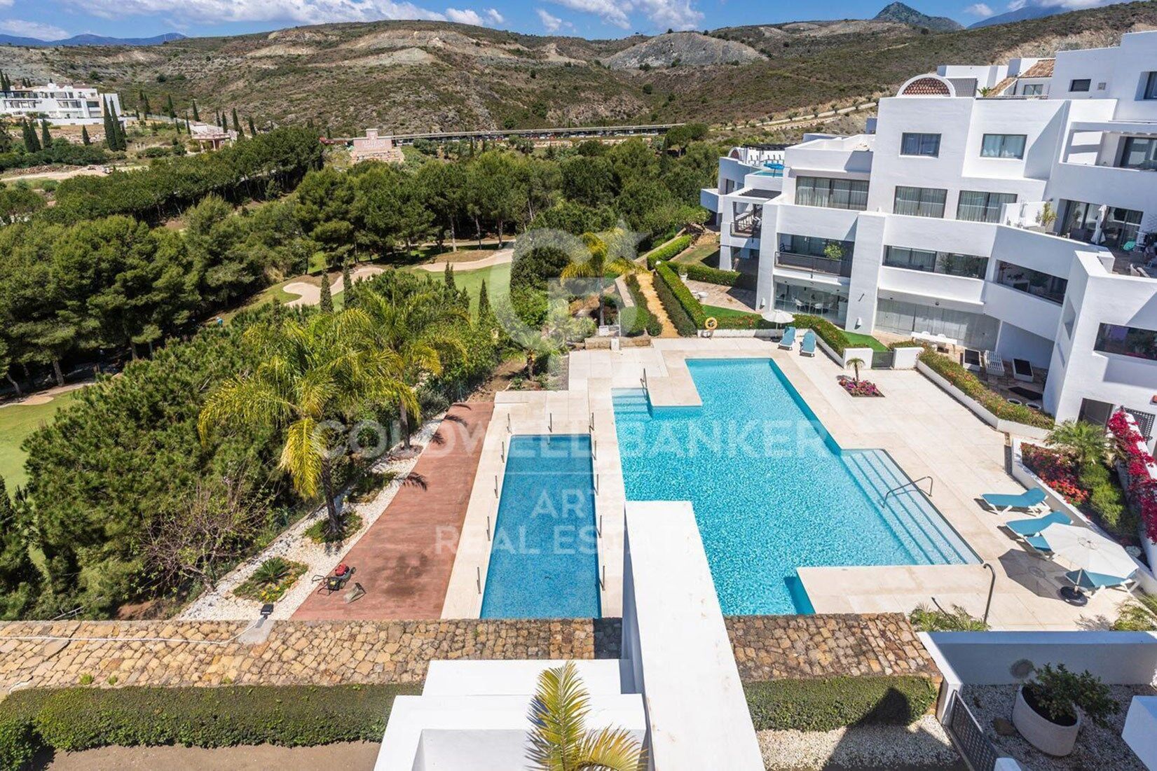 Elegantes Duplex-Penthouse im Los Flamingos Golf Resort