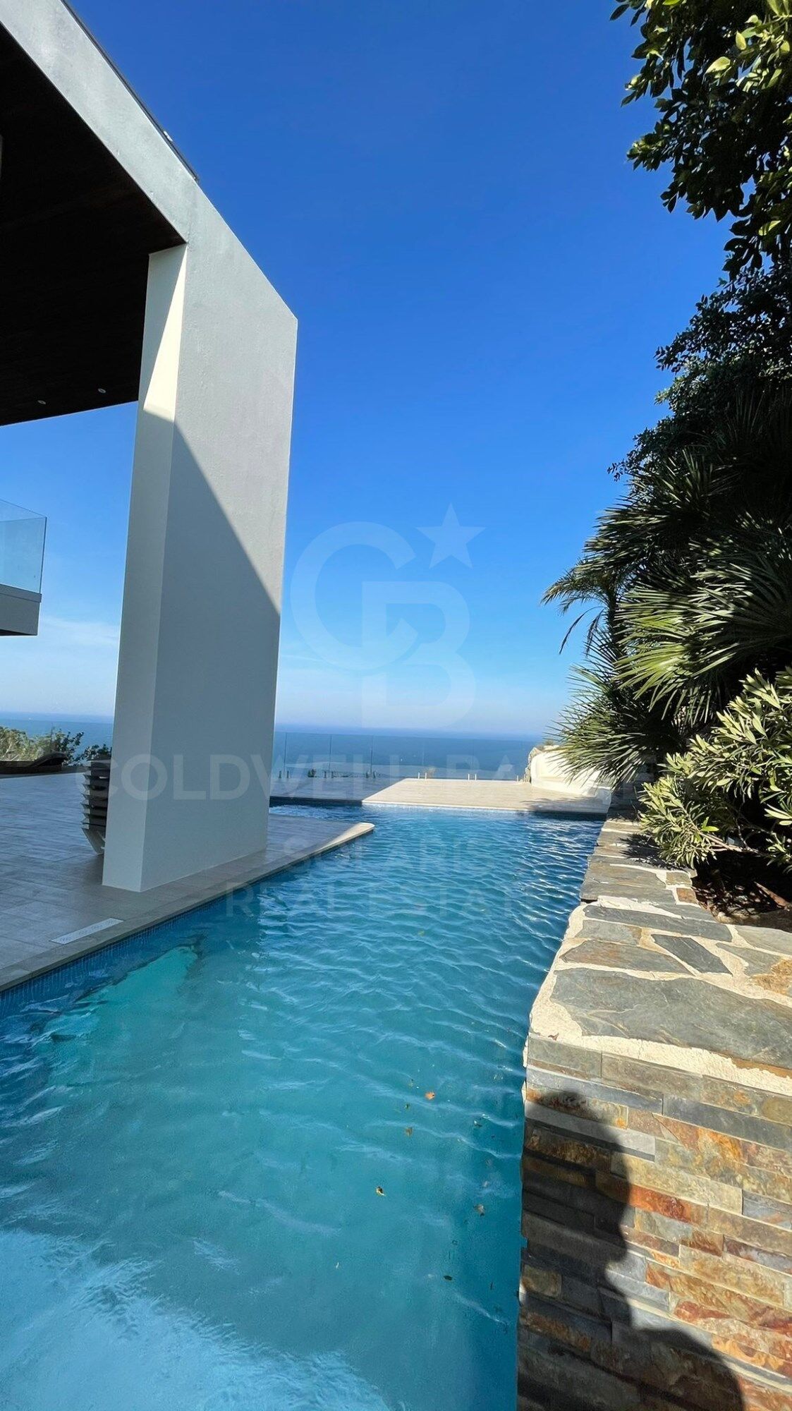 Villa in erster Meereslinie mit Balcon al Mar, Jávea