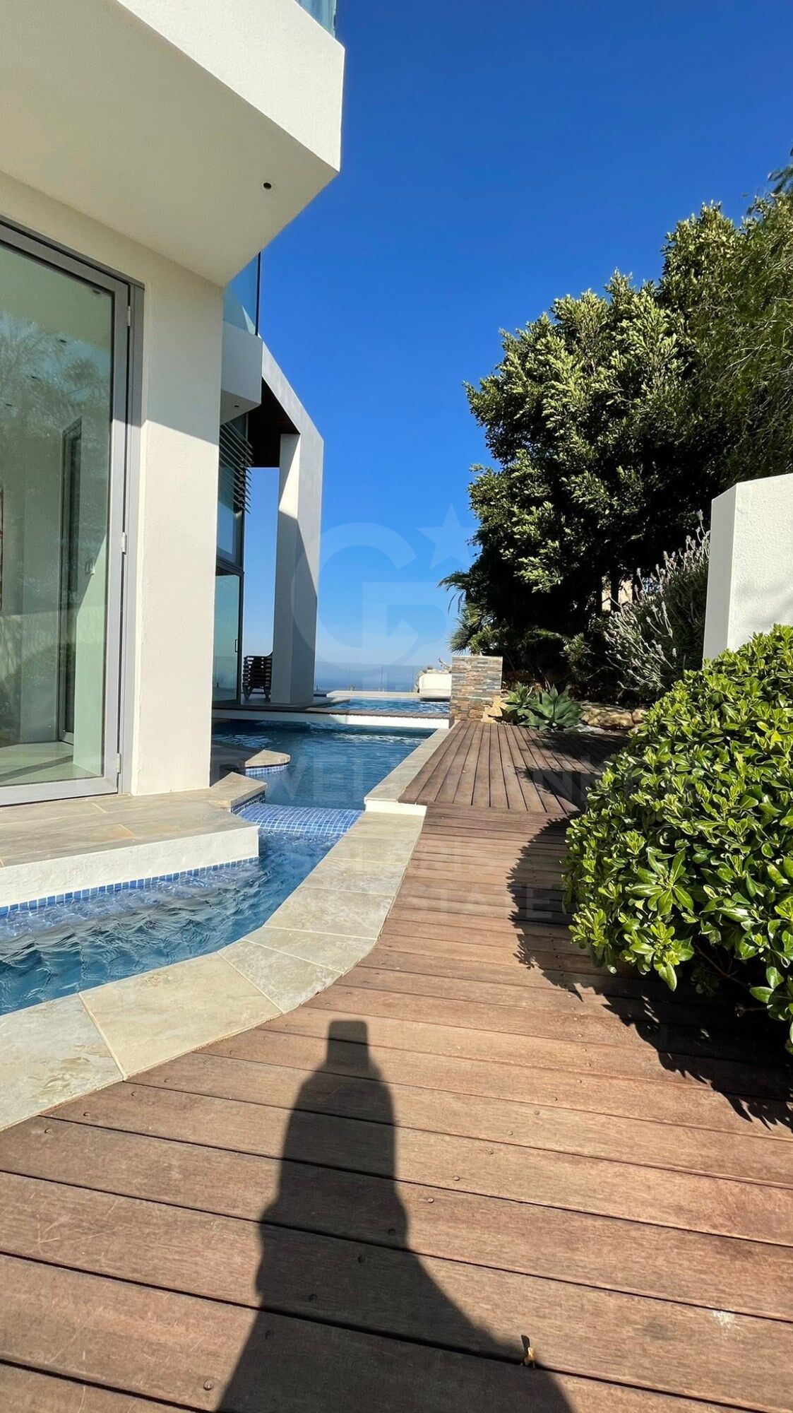 Villa in erster Meereslinie mit Balcon al Mar, Jávea