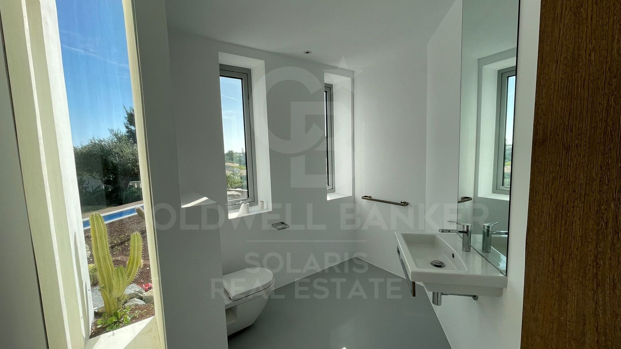 Villa in erster Meereslinie mit Balcon al Mar, Jávea