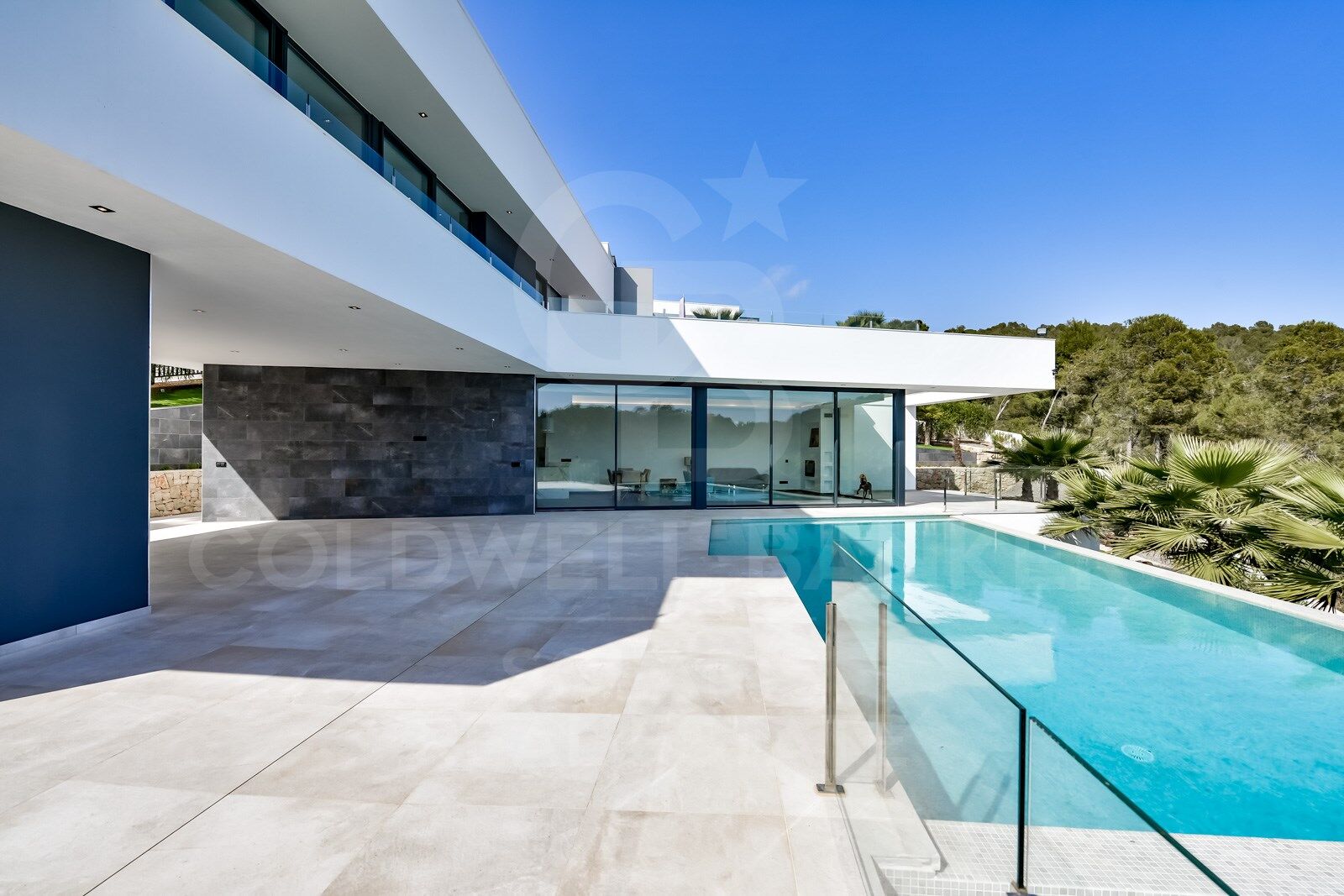 Superbe villa moderne dans une urbanisation privilégiée avec vue sur la mer - Jávea