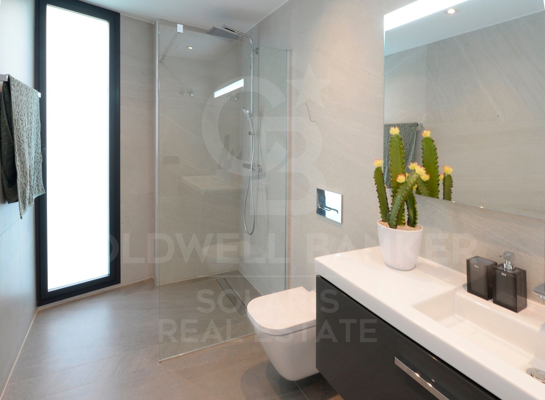 Impresionante villa moderna en privilegiada Urbanización con vistas al mar - Jávea