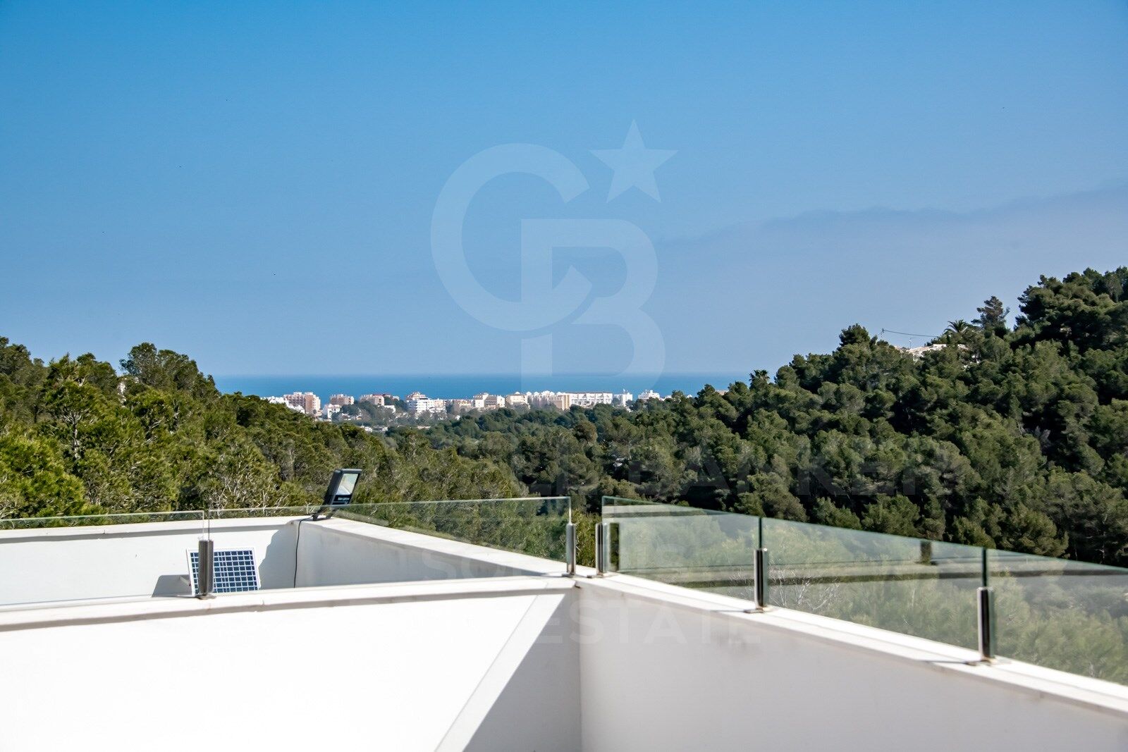 Superbe villa moderne dans une urbanisation privilégiée avec vue sur la mer - Jávea