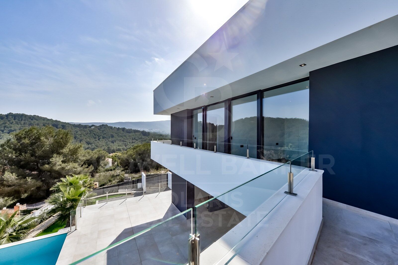 Stunning modern villa in privileged Urbanization with sea views - Jávea
