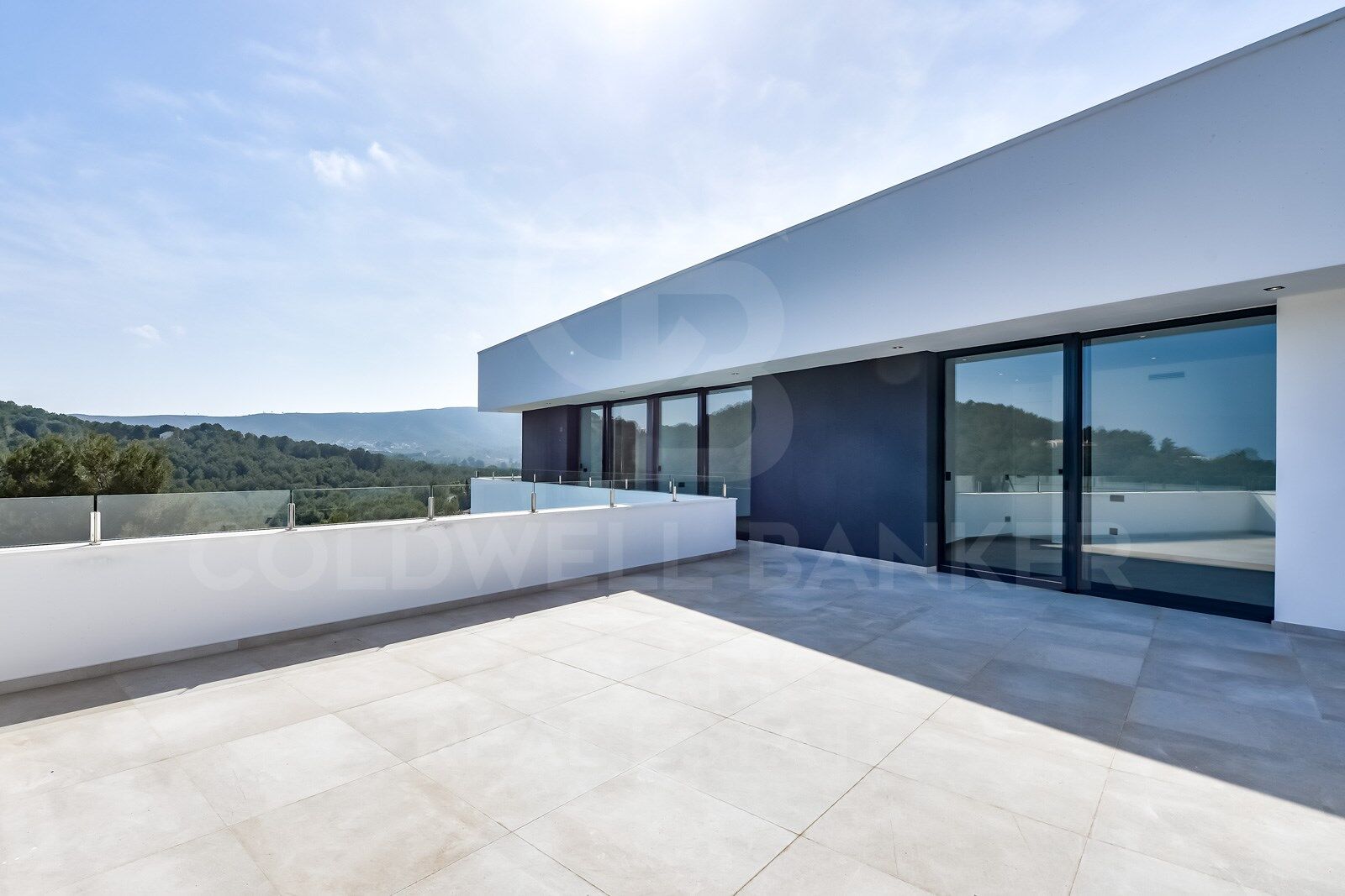 Superbe villa moderne dans une urbanisation privilégiée avec vue sur la mer - Jávea