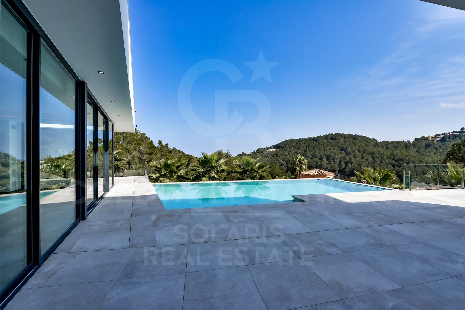 Atemberaubende moderne Villa in privilegierter Urbanisation mit Meerblick - Jávea
