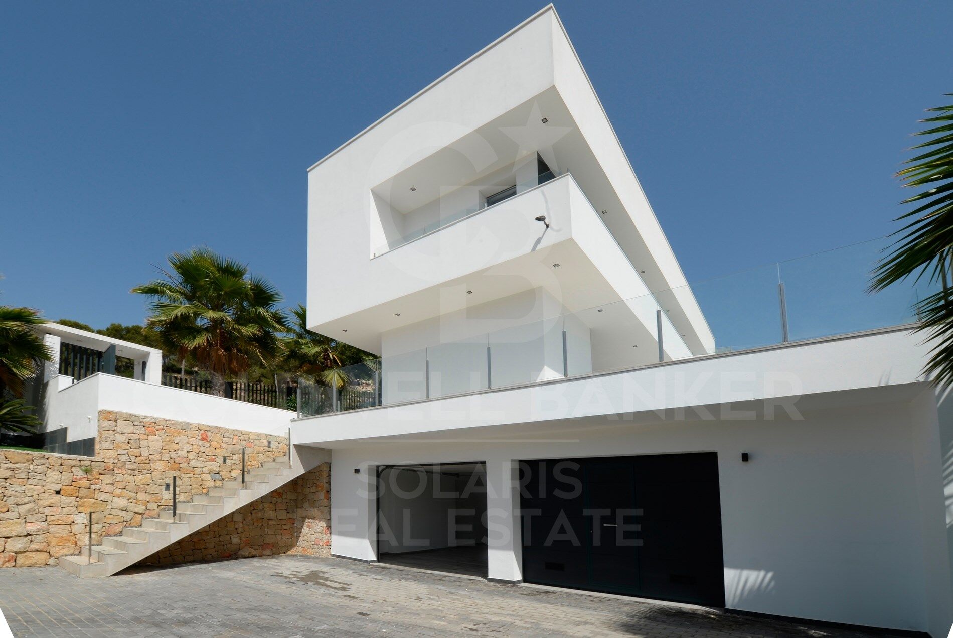 Stunning modern villa in privileged Urbanization with sea views - Jávea