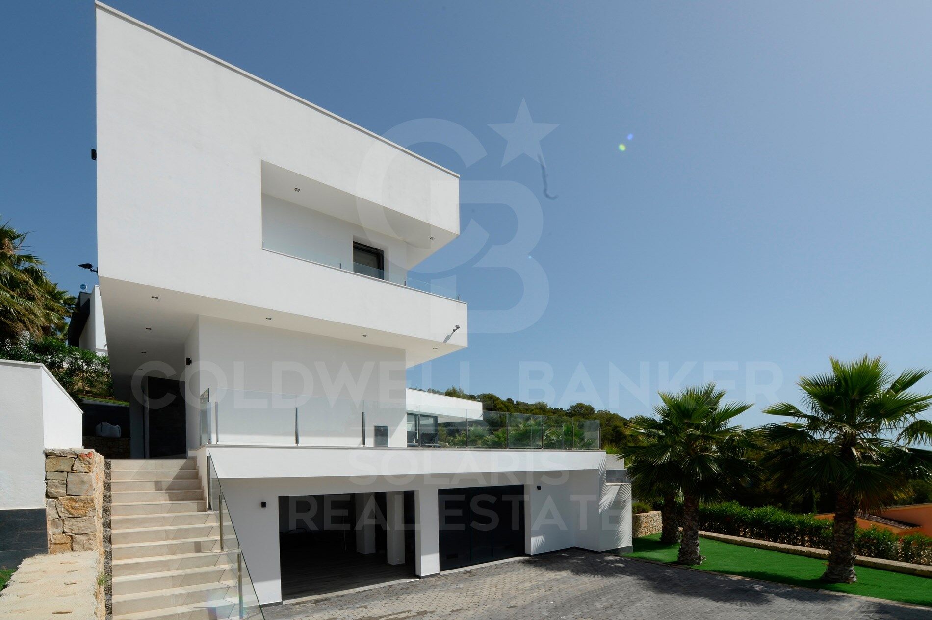 Impresionante villa moderna en privilegiada Urbanización con vistas al mar - Jávea