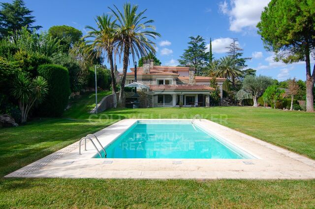 Casa Magnífica y señorial en Bellaterra