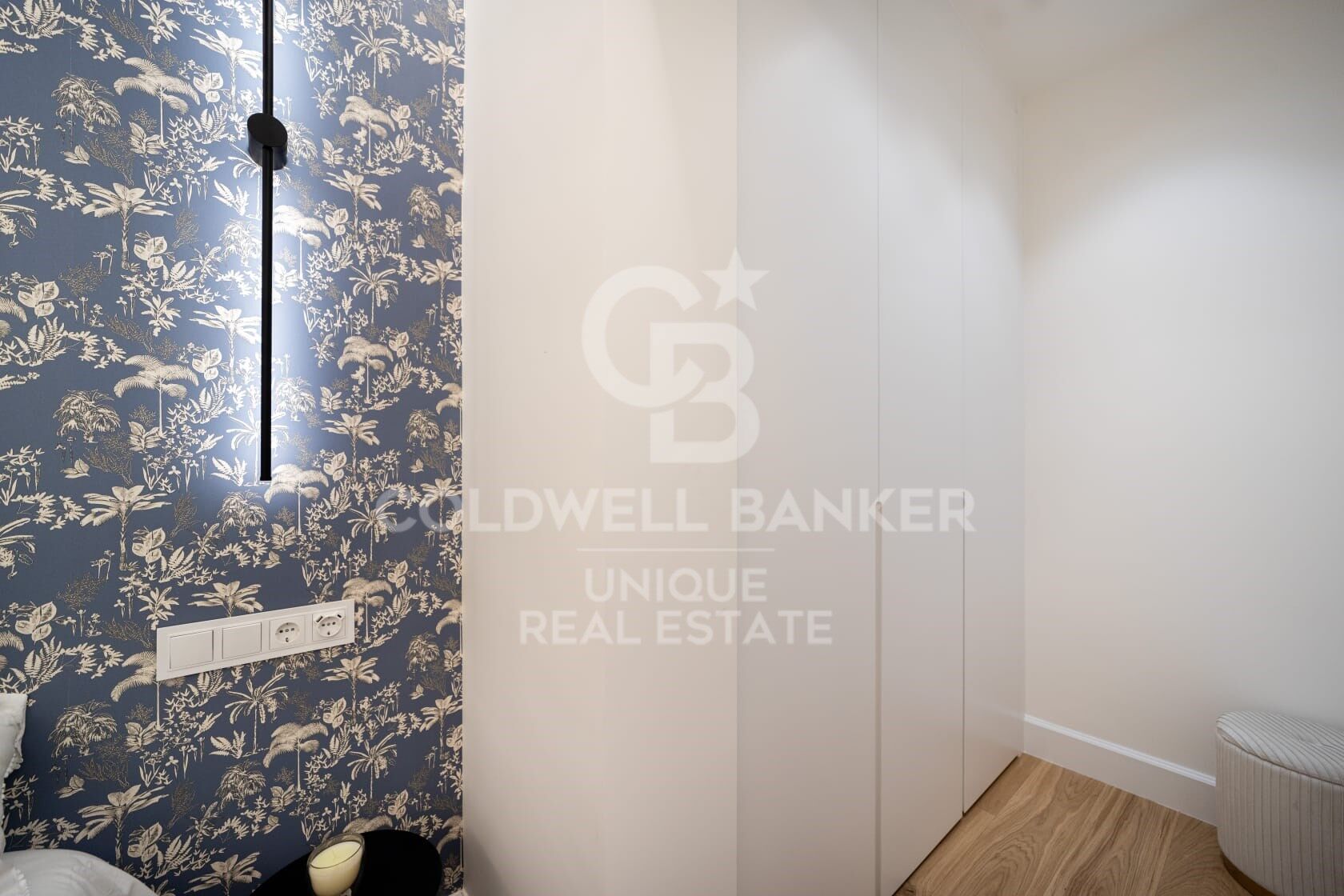 Renovated exterior flat in Castellana, Madrid