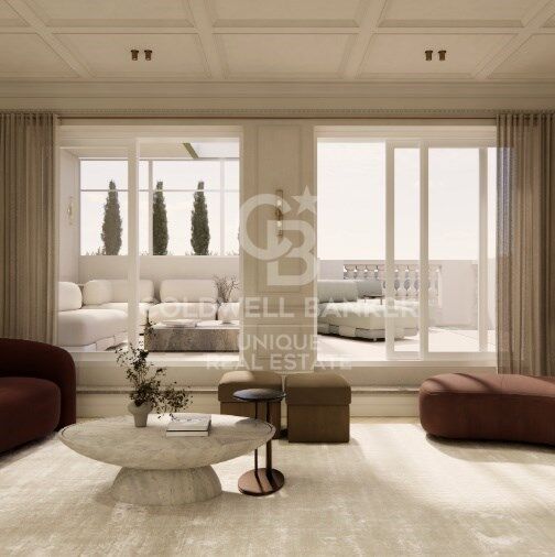 Penthouse with terrace to renovate in Recoletos, Madrid