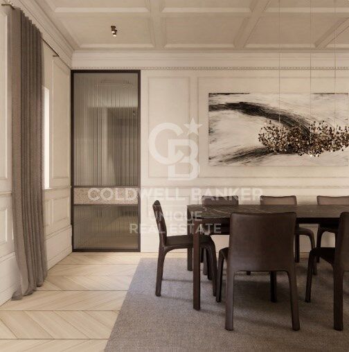 Penthouse with terrace to renovate in Recoletos, Madrid