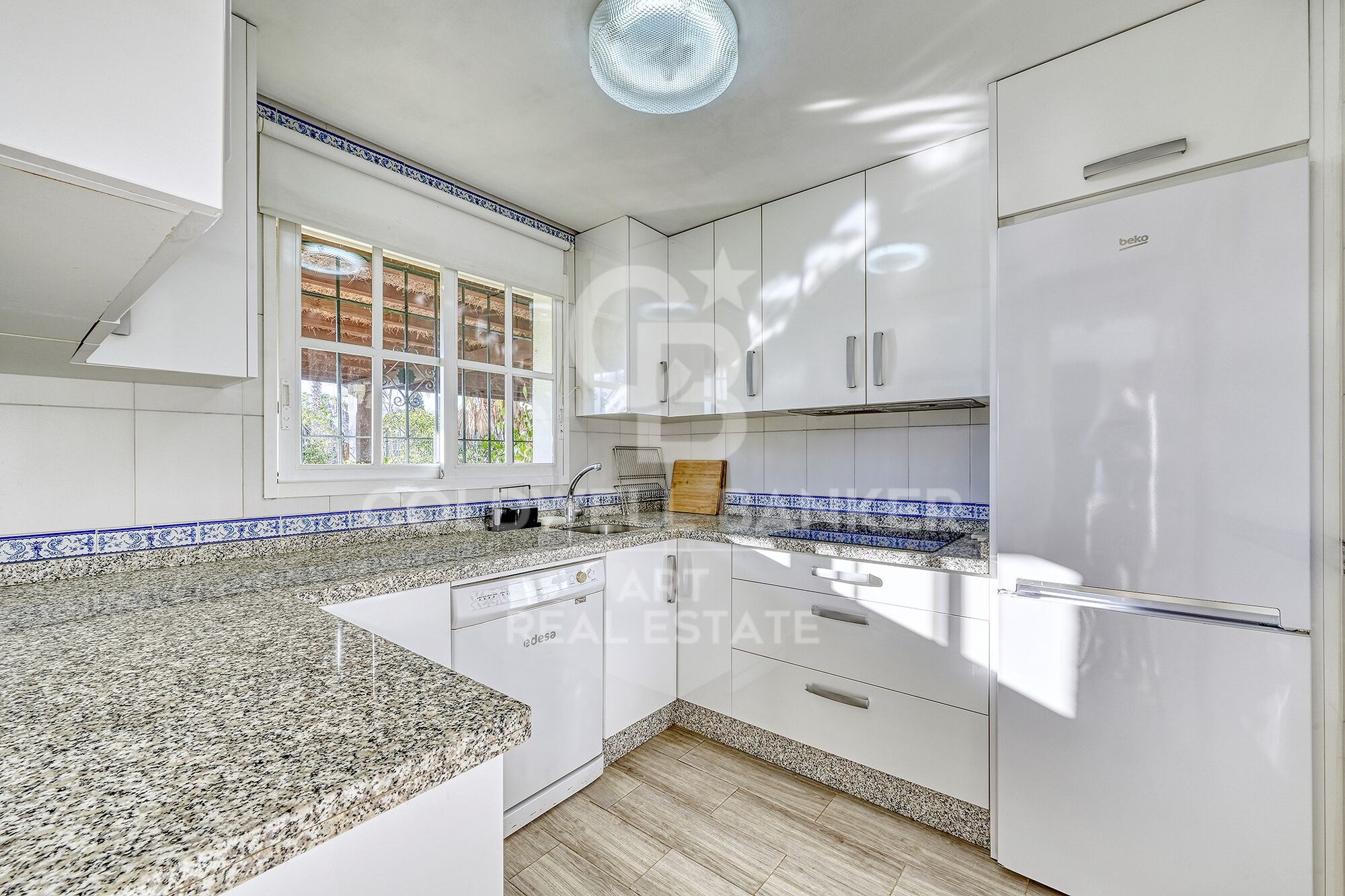 Wunderschönes Stadthaus zur Miete in der neuen Goldenen Meile - Estepona