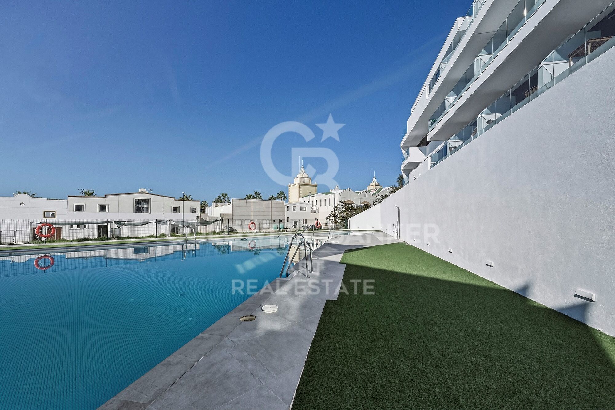 Appartement neuf de 3 chambres à louer à Estepona Pueblo