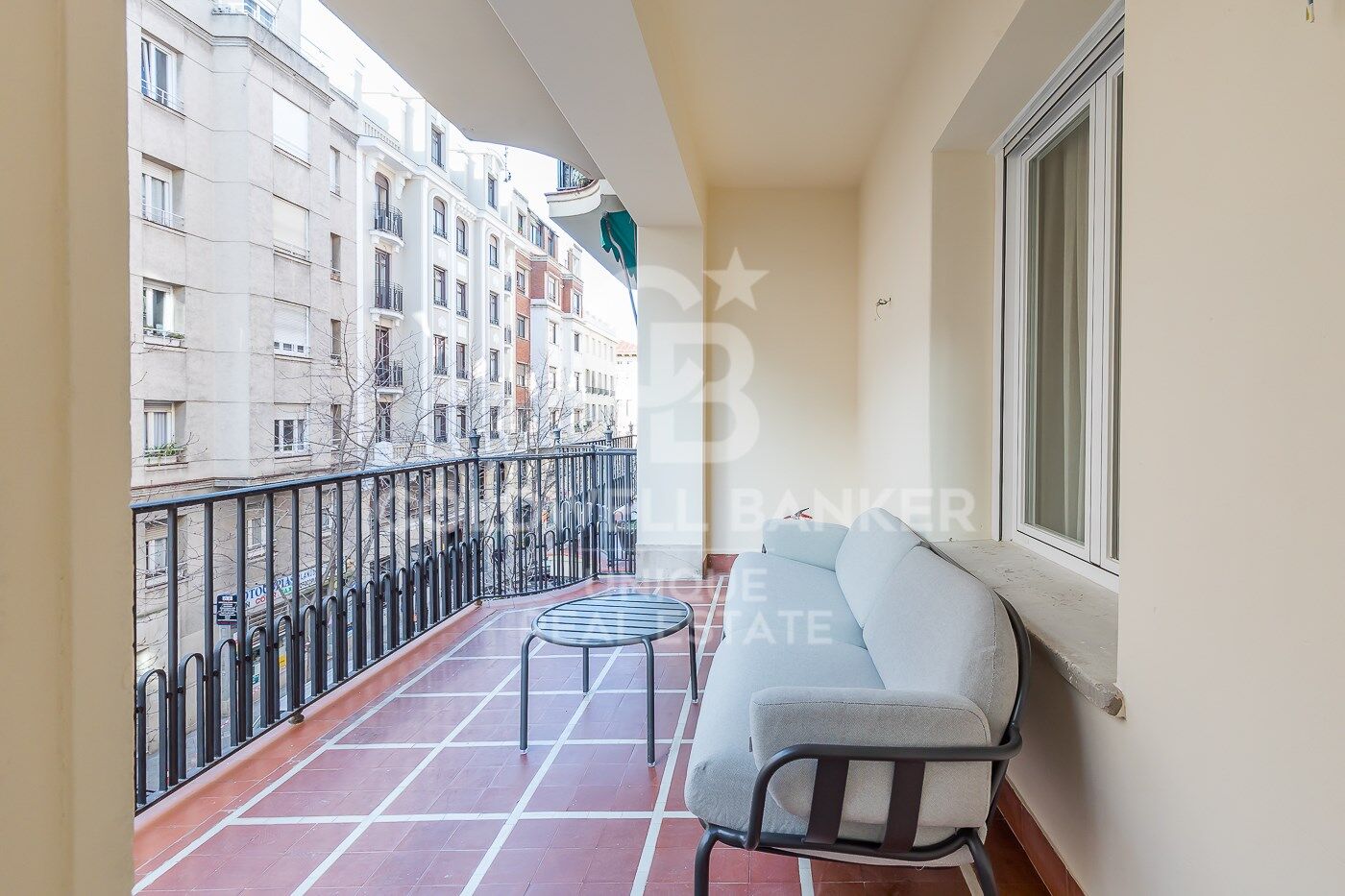 Piso exterior reformado en Castellana, Madrid