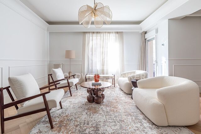 Appartement extérieur rénové à Castellana, Madrid