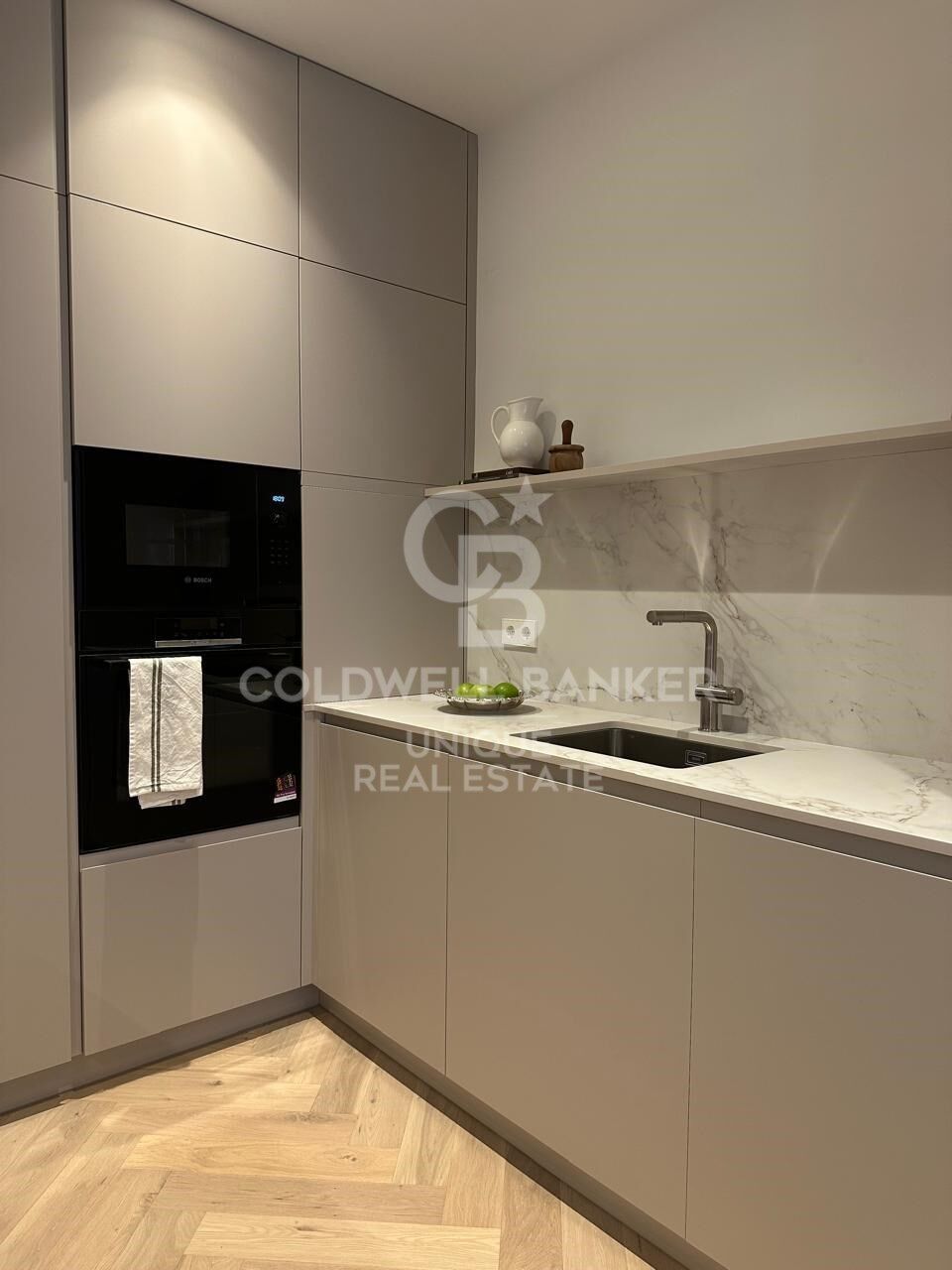 Renovierte Außenwohnung in Justicia, Madrid