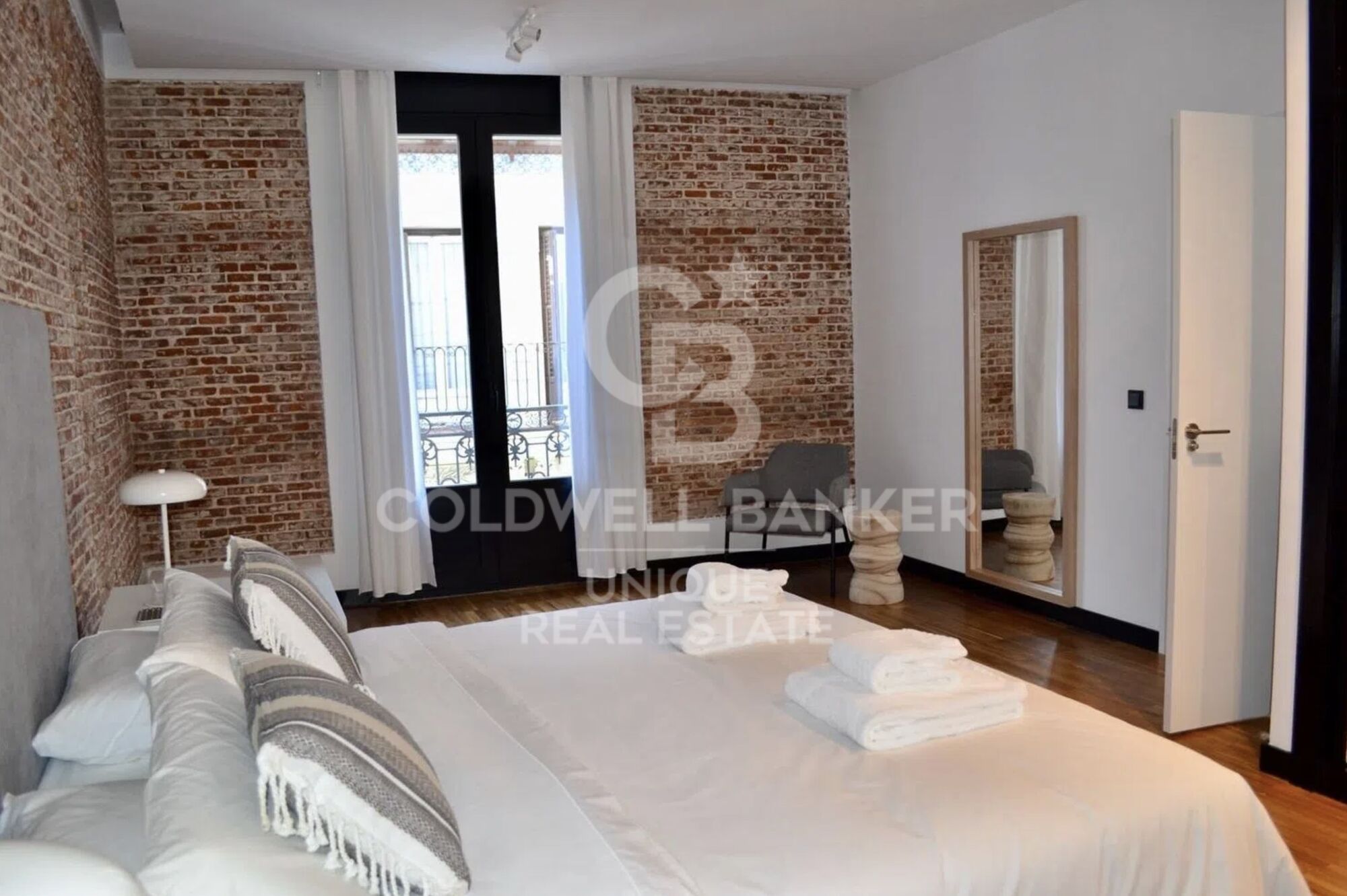 Appartement extérieur rénové dans le centre de Madrid