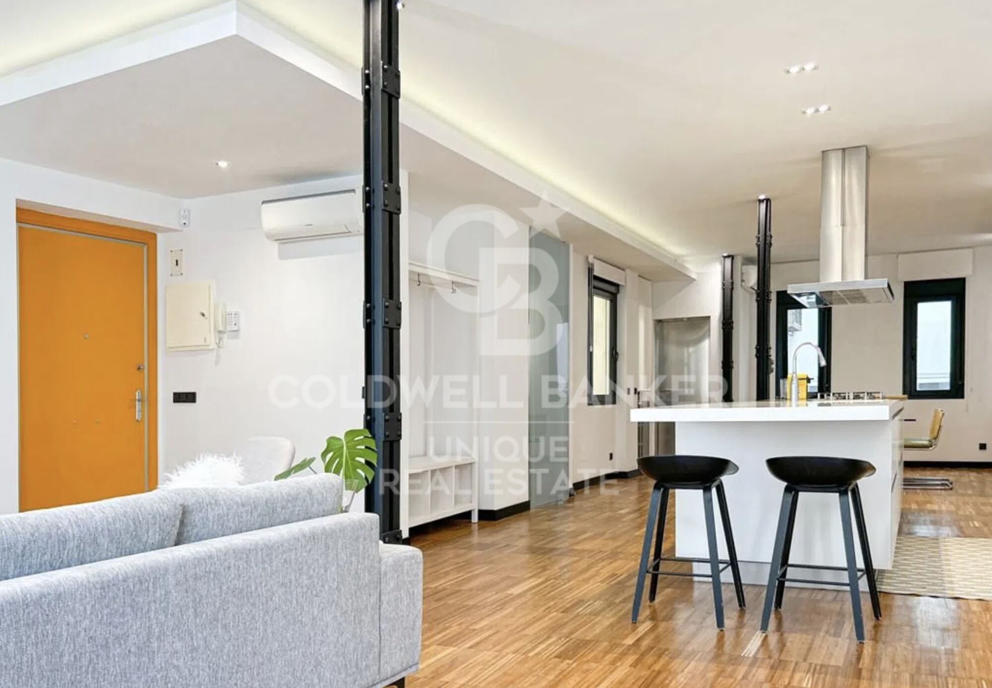 Renovated exterior apartment in the center of Madrid