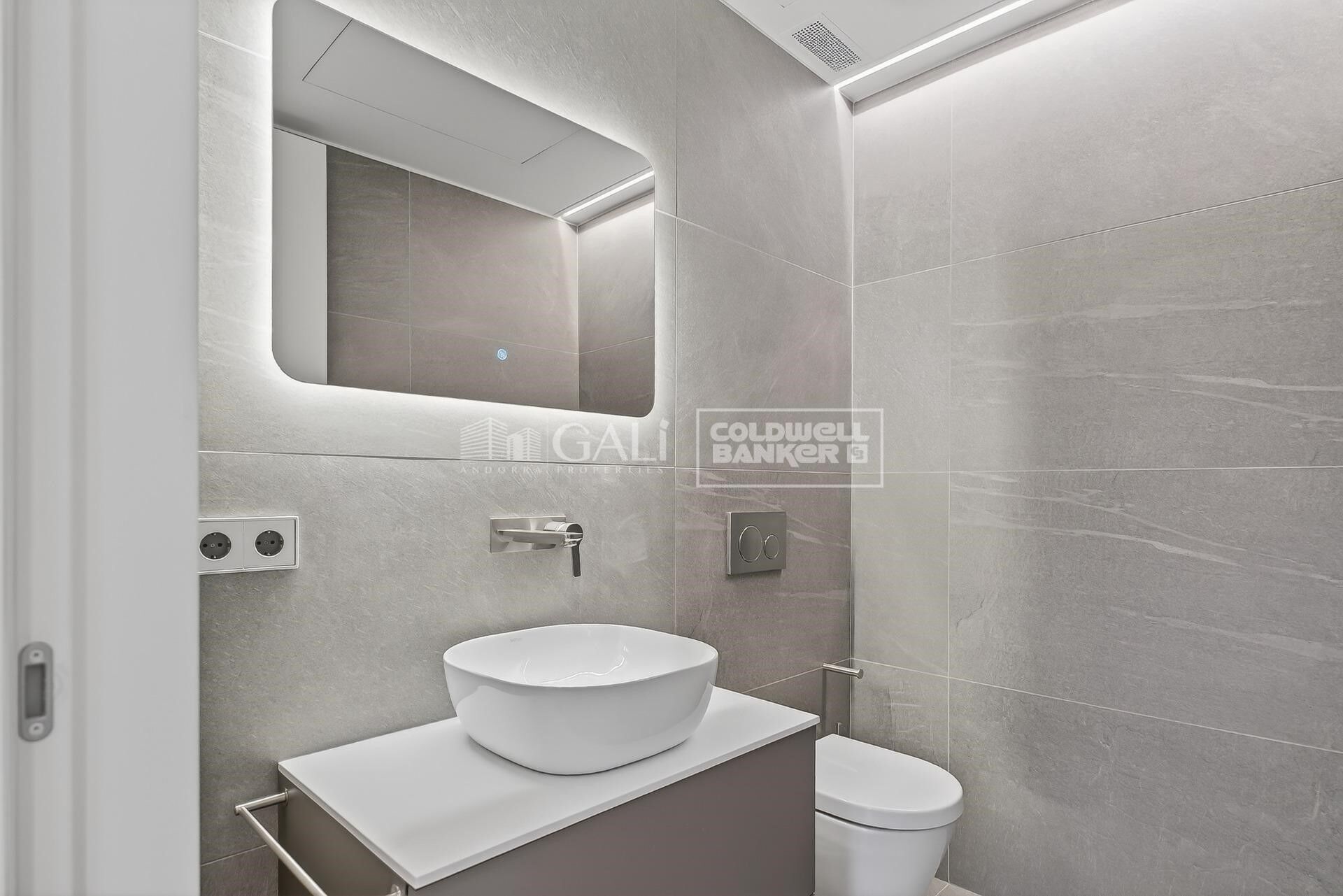 Apartment 3 Bedrooms Sale Andorra la Vella