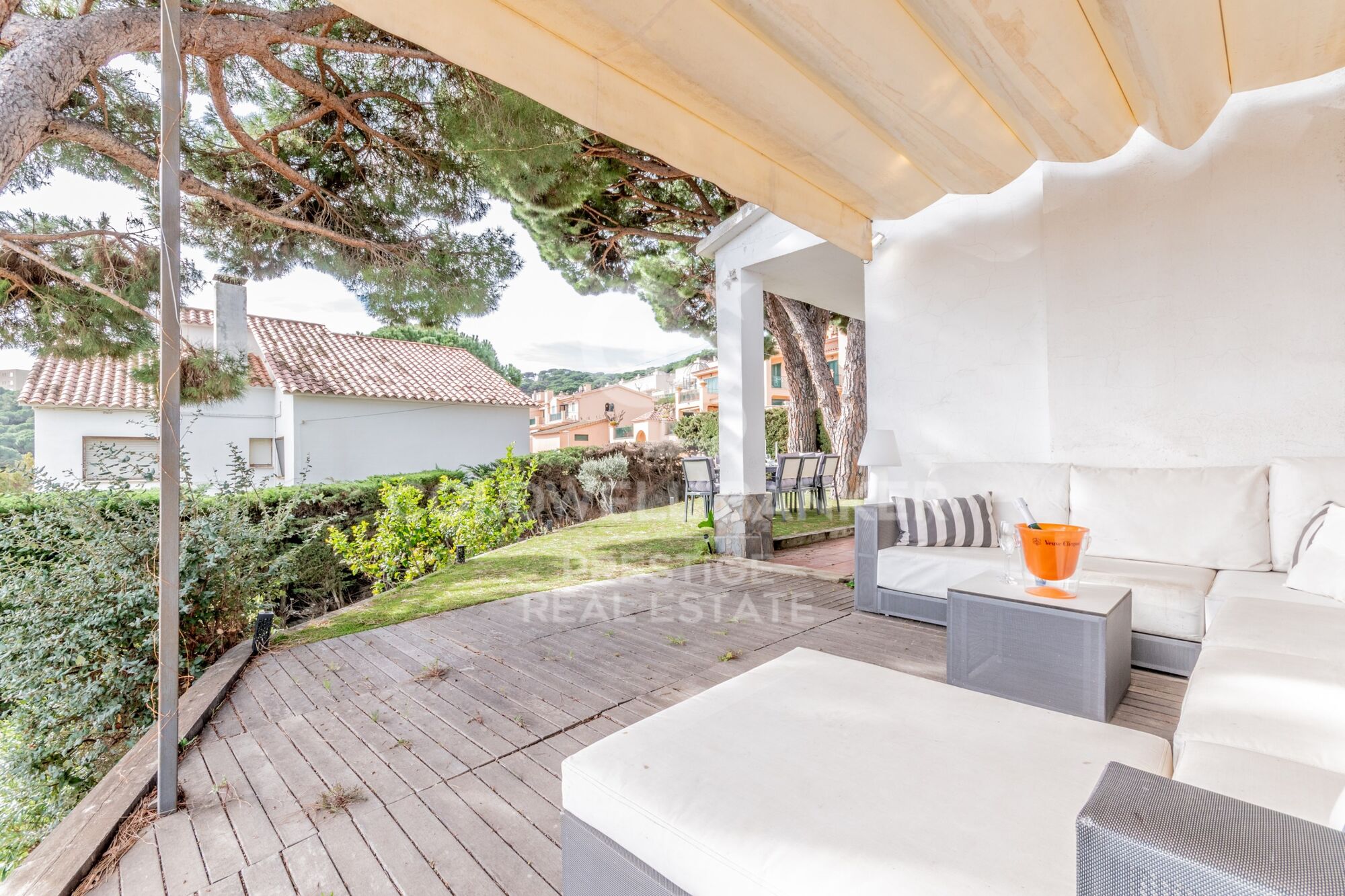 Casa con vistas al mar y potencial de ampliación - 800 m de la Playa de Sant Pol