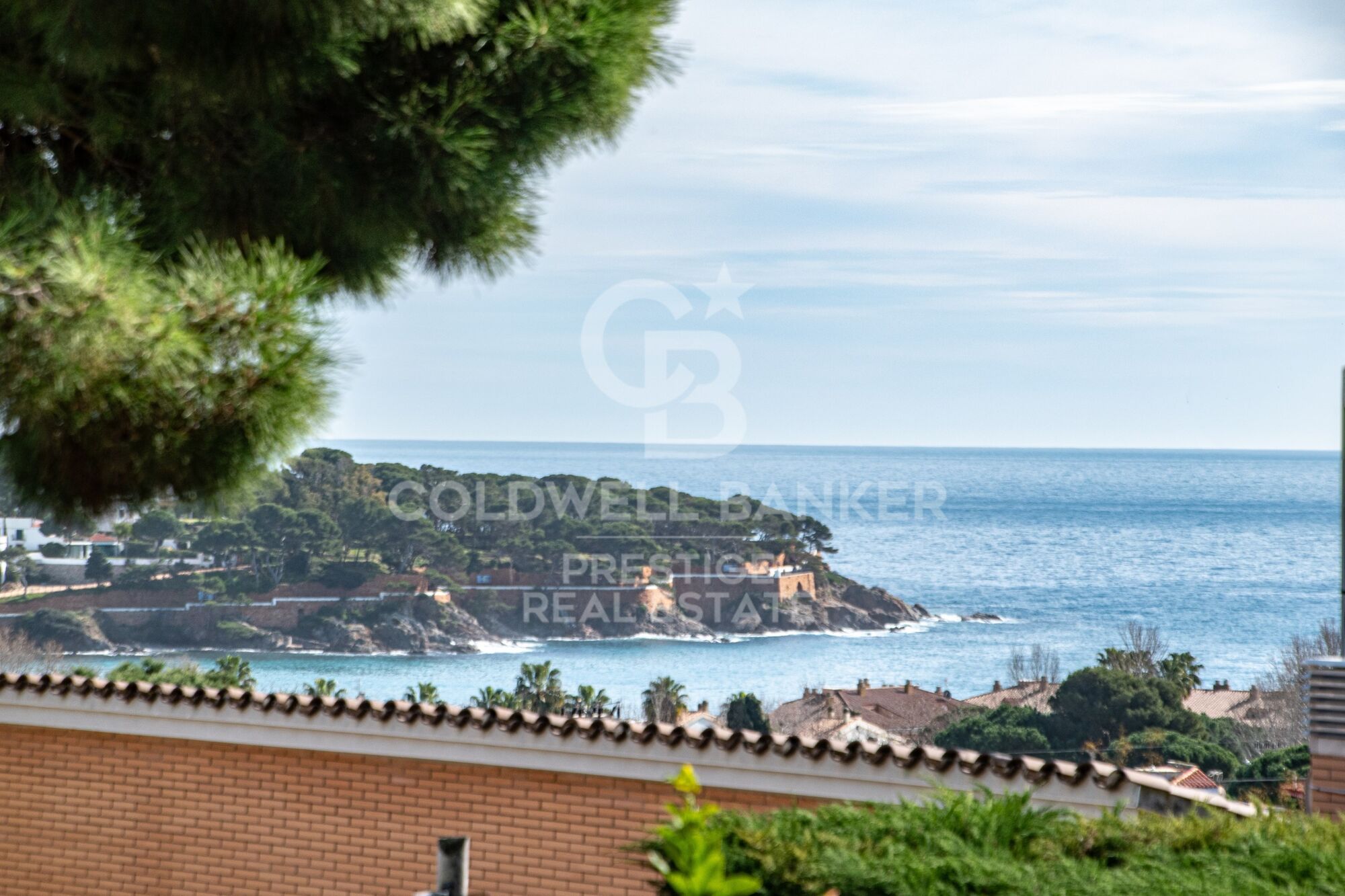 Casa con vistas al mar y potencial de ampliación - 800 m de la Playa de Sant Pol