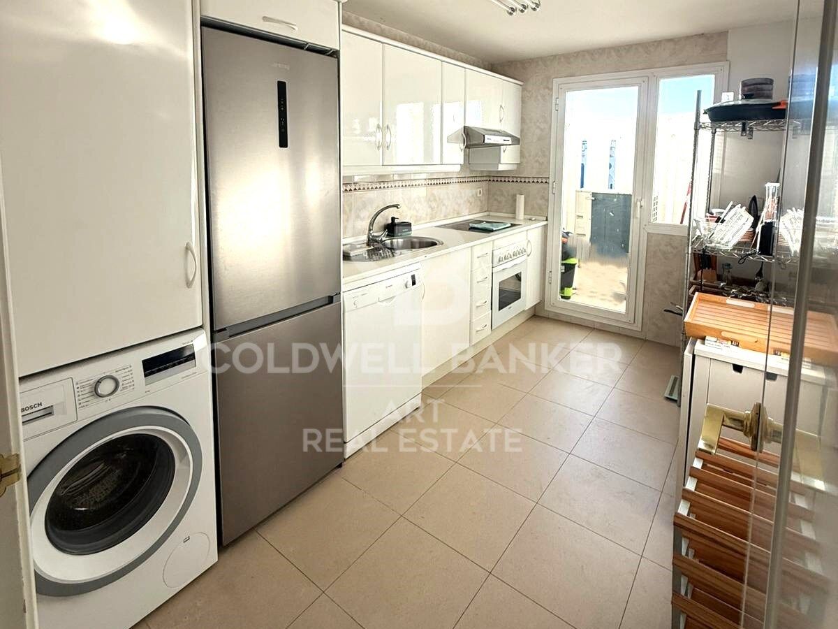 Precioso apartamento de dos dormitorios en alquiler en Los Naranjos- Marbella