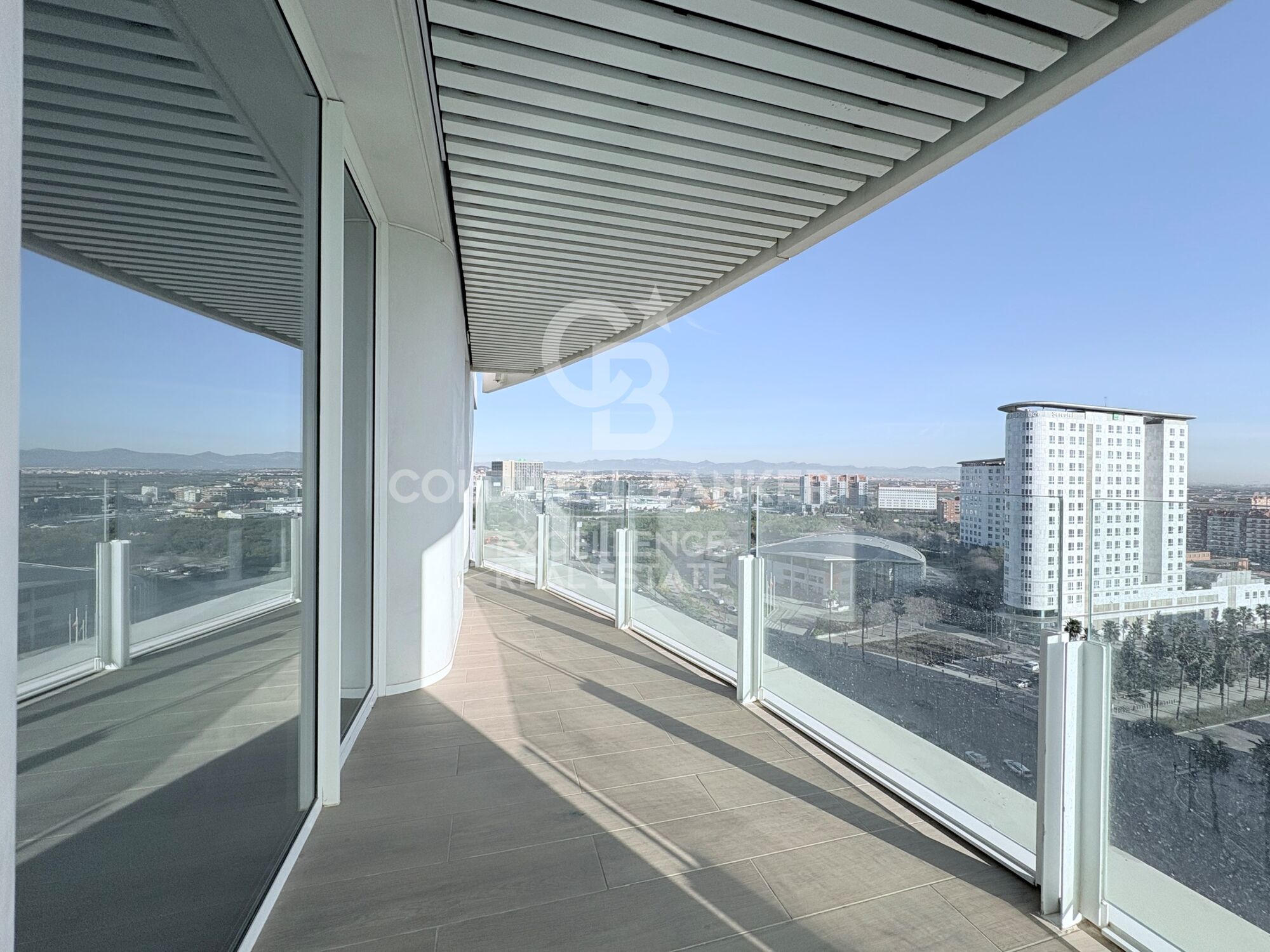 Exclusivo piso en alquiler en Cortes Valencianas