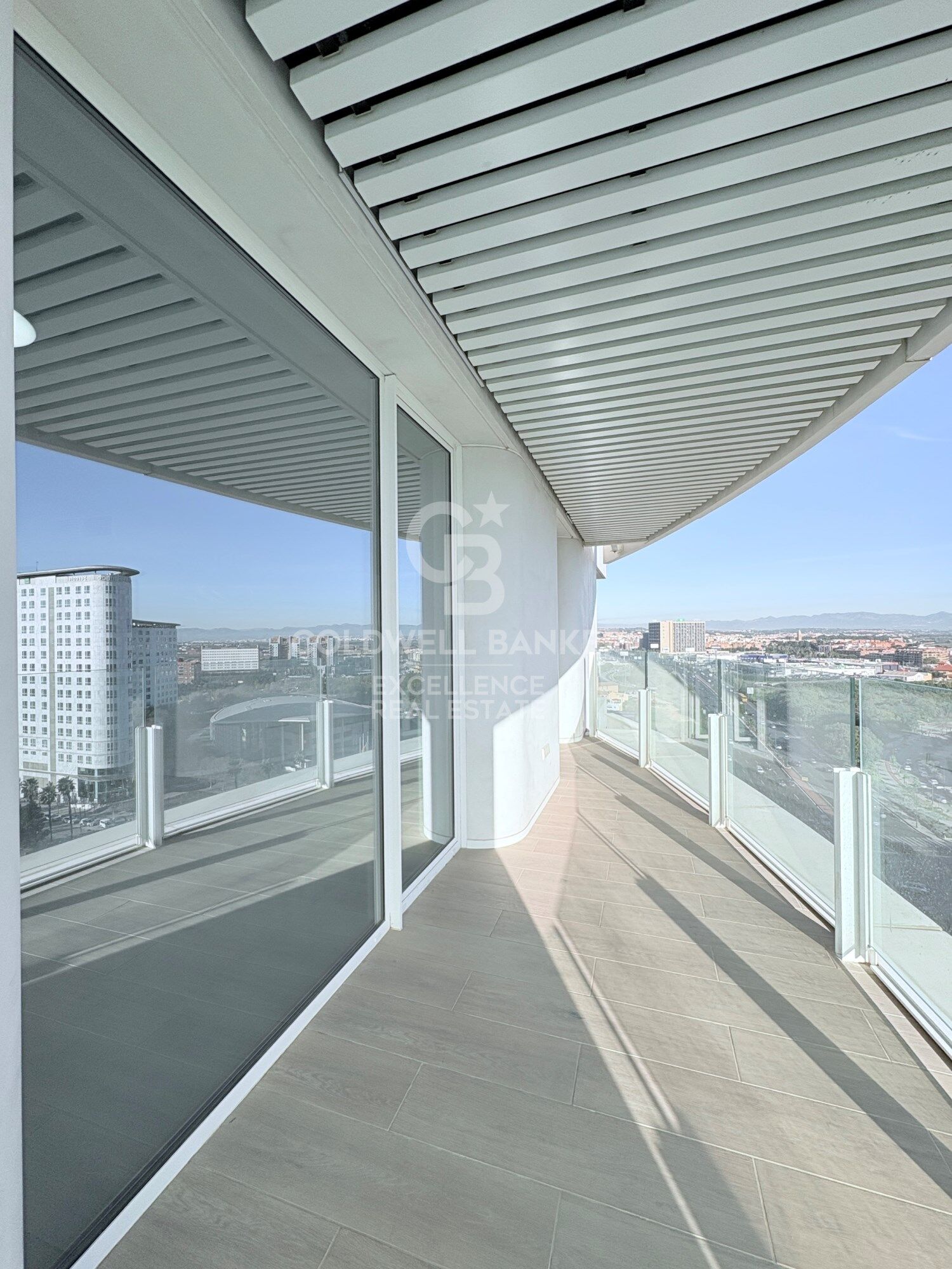 Exclusivo piso en alquiler en Cortes Valencianas