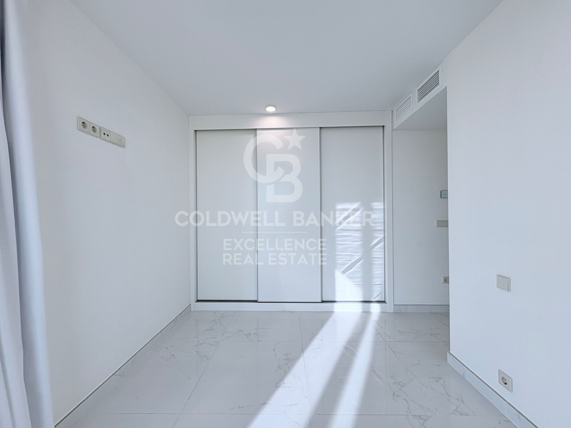 Exclusivo piso en alquiler en Cortes Valencianas