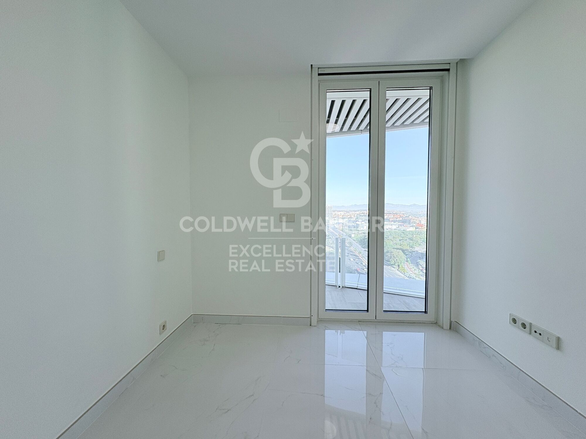 Exclusivo piso en alquiler en Cortes Valencianas