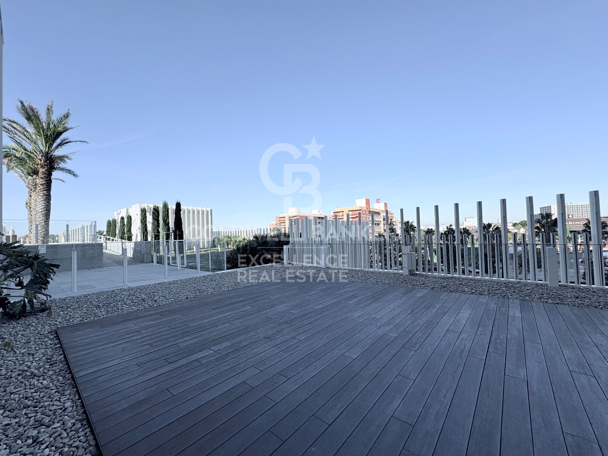 Exclusivo piso en alquiler en Cortes Valencianas