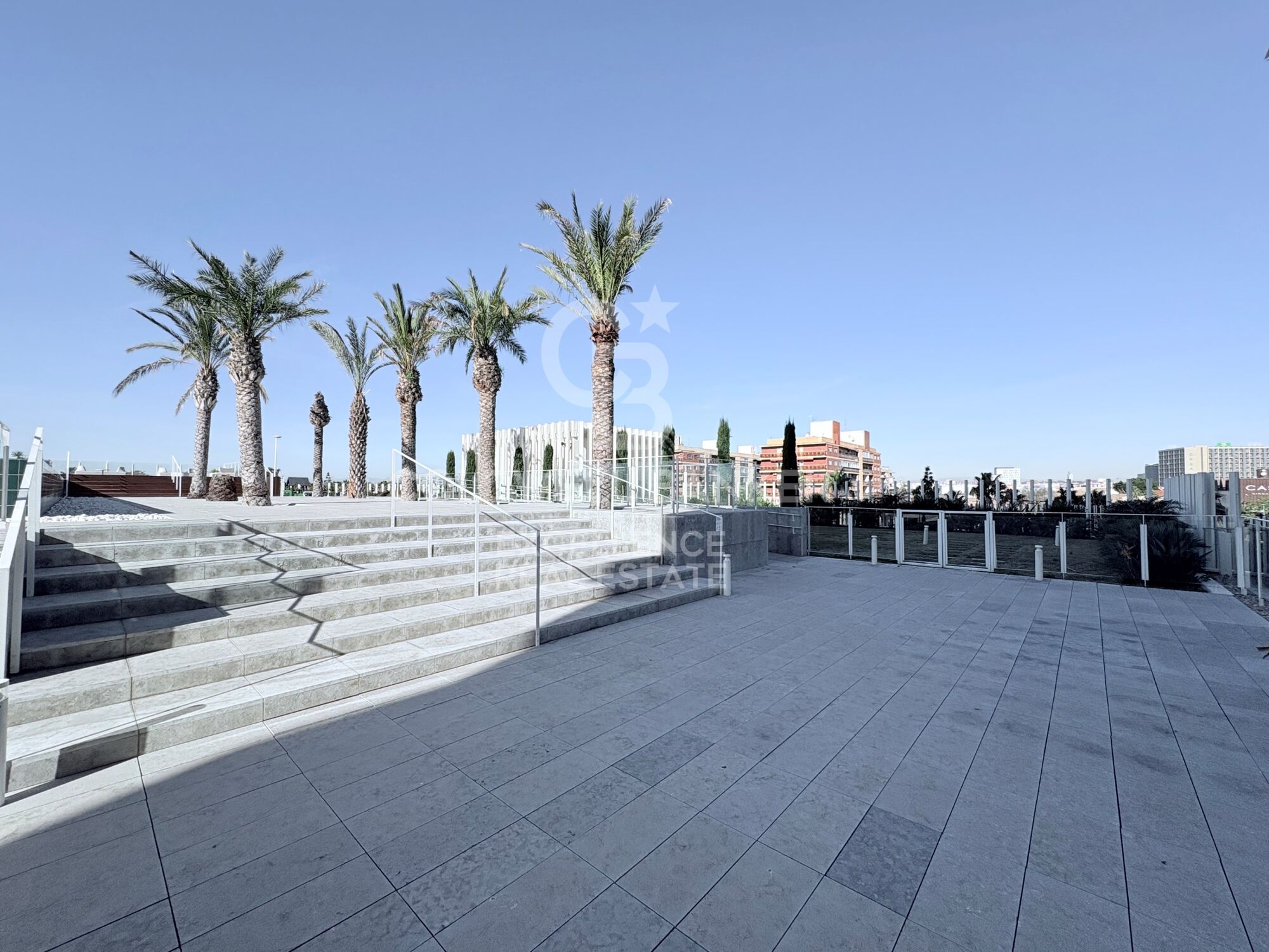 Exclusivo piso en alquiler en Cortes Valencianas