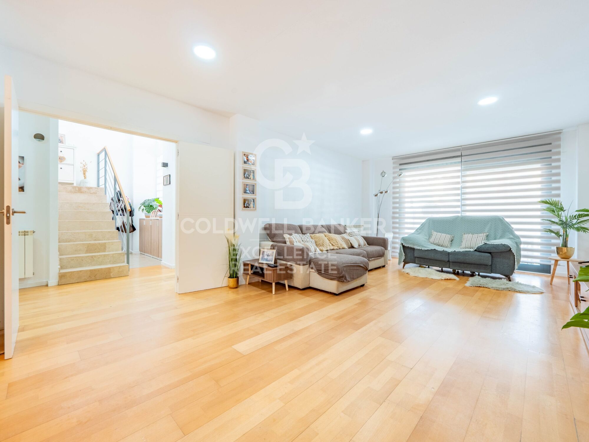 Amplio y moderno chalet pareado de 200 m2 en La Pobla de Vallbona