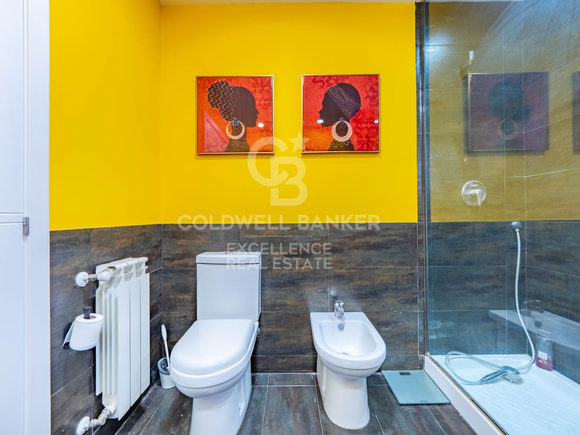 Amplio y moderno chalet pareado de 200 m2 en La Pobla de Vallbona