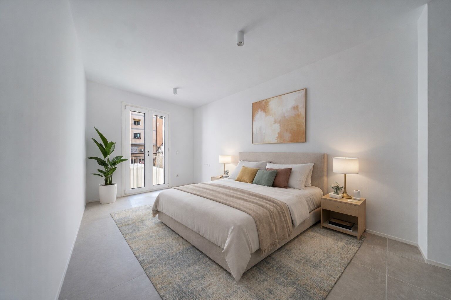 Duplex with Private Patio and Rooftop Community Pool by Camp Nou